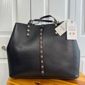 Viola Gigli black leather handmade Italy double handle shoulder bag